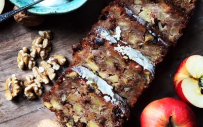 Spiced apple & walnut cake